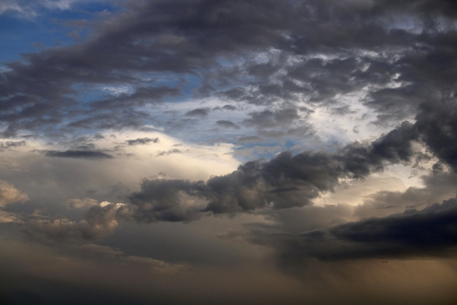 Image of clouds in the sky