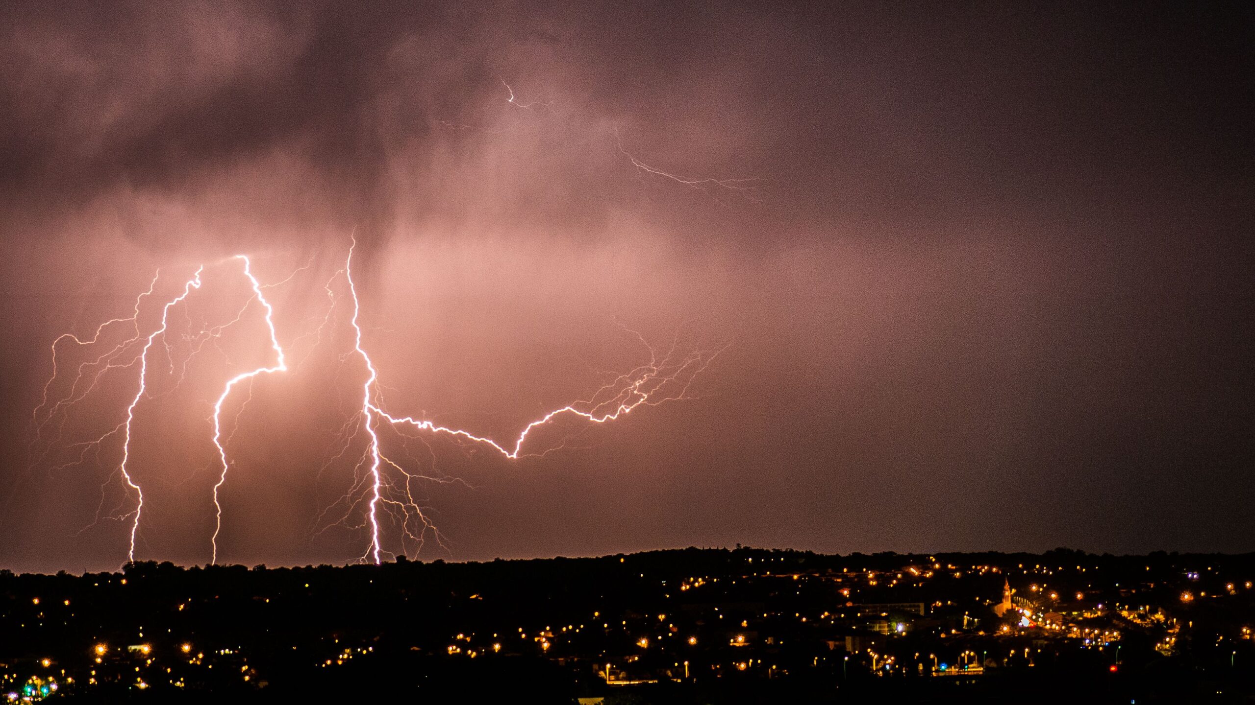 Lightning seen from a plane